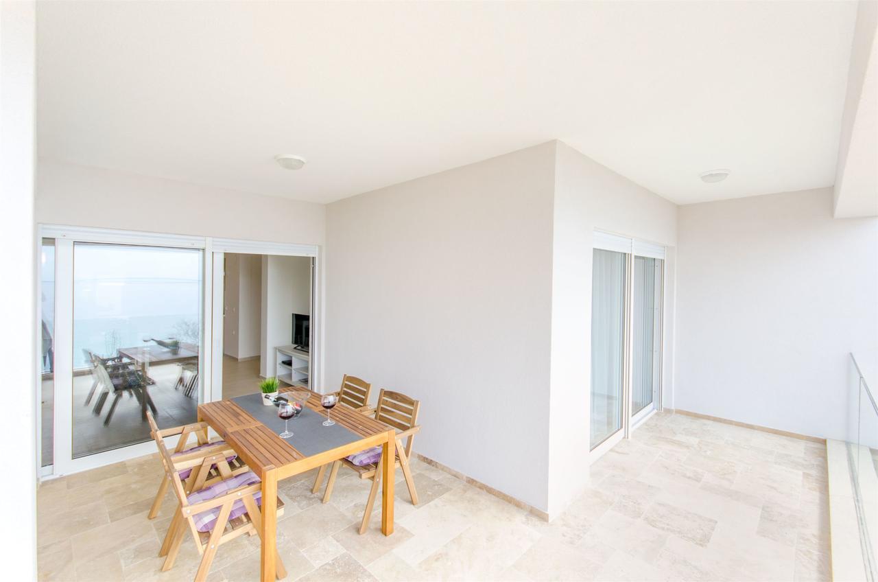 Apartments Branimir マンドレ エクステリア 写真